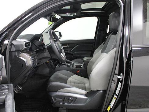 Certified 2024 Toyota Tacoma TRD Sport w/ TRD Sport Upgrade Package AWD/4WD image 11