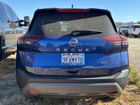 Used 2023 Nissan Rogue SV FWD image 6
