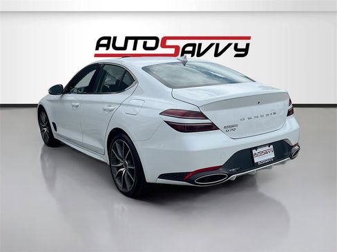 Used 2025 Genesis G70 2.5T image 5