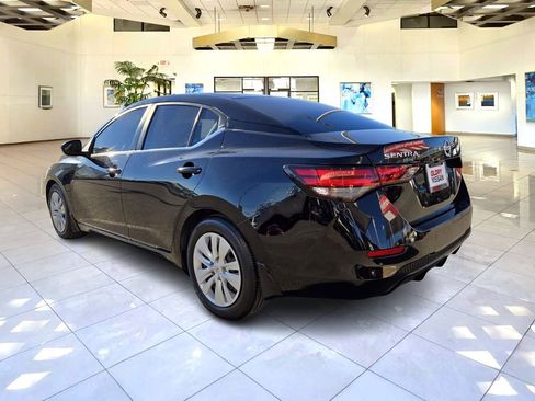 Used 2023 Nissan Sentra S image 5