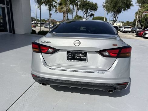 Used 2023 Nissan Altima 2.5 SR FWD image 25