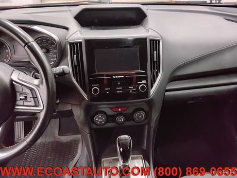 Used 2018 Subaru Crosstrek 2.0i Premium image 12