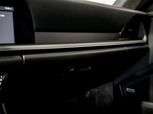 Used 2020 Porsche 911 Carrera S image 18