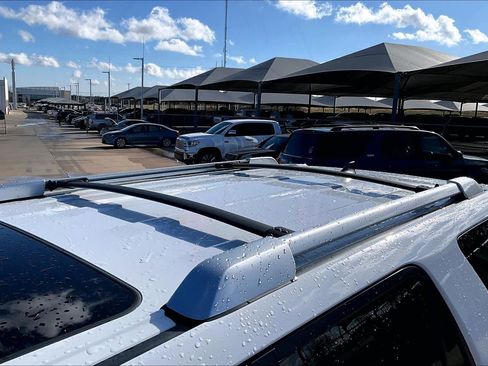 Used 2016 Toyota 4Runner SR5 Premium image 31