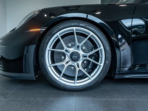 Certified 2026 Porsche 911 GT3 RWD image 11