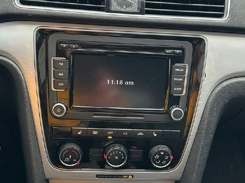 Used 2013 Volkswagen Passat 2.5 SE image 13