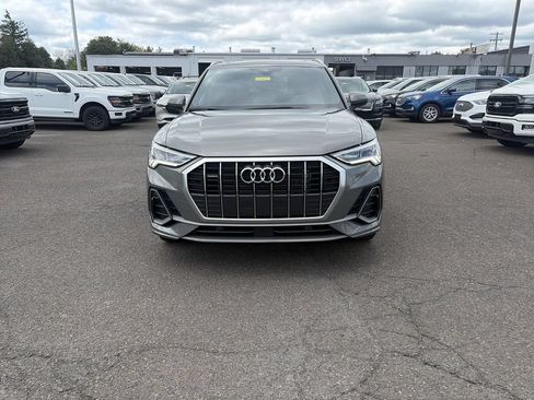 Used 2024 Audi Q3 2.0T Premium w/ Convenience Package AWD/4WD image 8