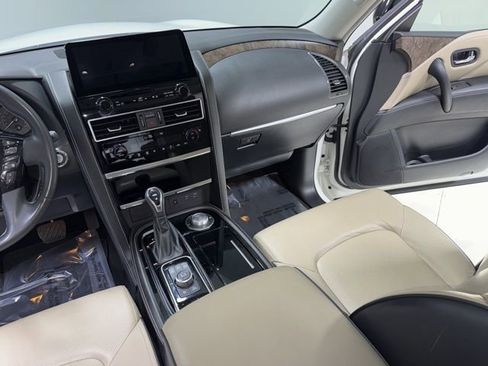 Used 2024 INFINITI QX80 Premium Select w/ Cargo Package image 27