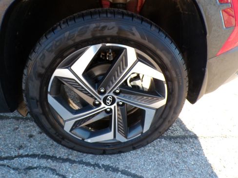 Used 2023 Hyundai Tucson SEL w/ Convenience Package AWD/4WD image 9