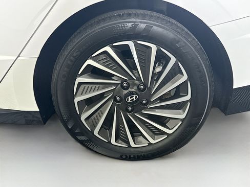 Used 2025 Hyundai Sonata SEL image 11