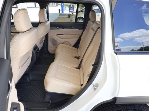 Used 2023 Jeep Grand Cherokee Limited AWD/4WD image 21