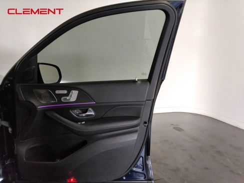 Used 2022 Mercedes-Benz GLS 450 4MATIC image 39