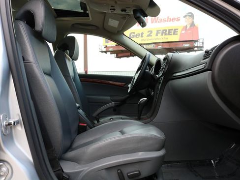 Used 2006 Saab 9-3 2.0T FWD image 40