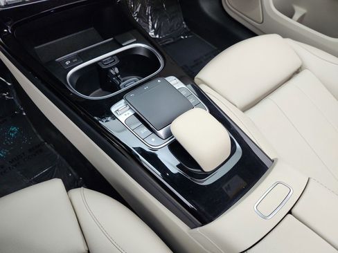 Used 2020 Mercedes-Benz A 220 image 13