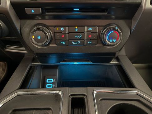 Used 2017 Ford F150 XLT w/ Equipment Group 302A Luxury AWD/4WD image 27