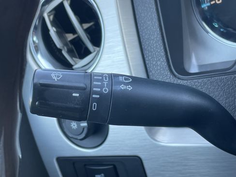 Used 2014 Ford F150 Platinum AWD/4WD image 18