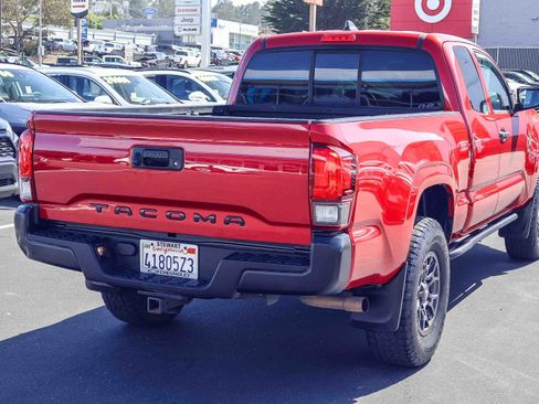 Used 2020 Toyota Tacoma SR RWD image 18