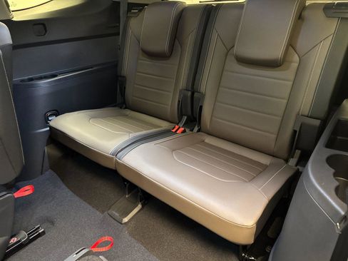 New 2026 Volkswagen Atlas SEL image 14