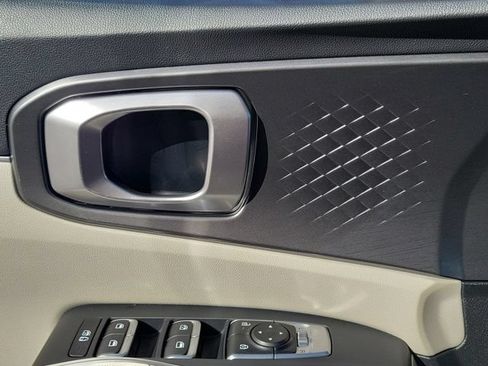 Used 2025 Kia Sorento EX FWD image 29