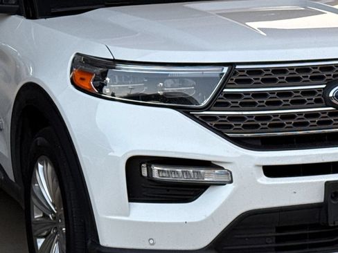 Used 2024 Ford Explorer King Ranch w/ Technology Package AWD/4WD image 4