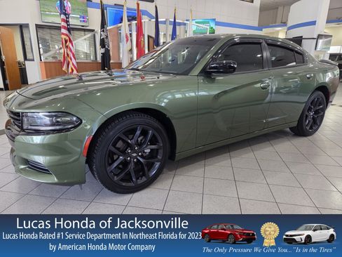 Used 2022 Dodge Charger SXT w/ Blacktop Package RWD image 1