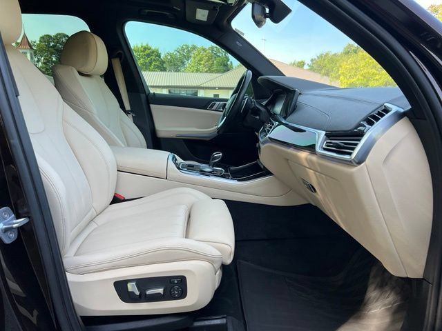 Used 2019 BMW X5 xDrive40i w/ Convenience Package AWD/4WD image 23