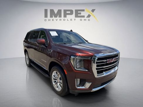 Used 2023 GMC Yukon SLT w/ Max Trailering Package AWD/4WD image 7