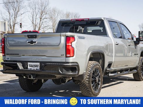 Used 2025 Chevrolet Silverado 2500 LT w/ Trail Boss Package image 4