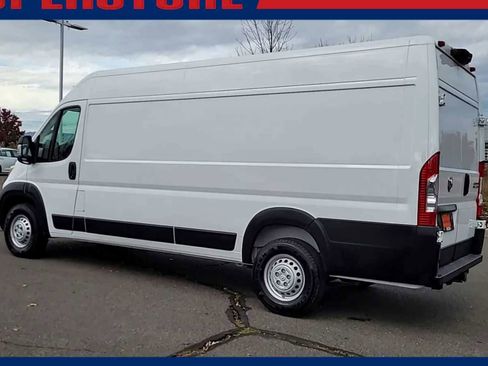 New 2026 RAM ProMaster 3500 w/ Premium Convenience Group FWD image 6