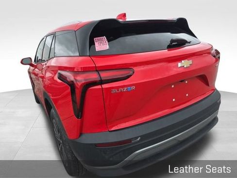 Used 2024 Chevrolet Blazer EV LT AWD/4WD image 6