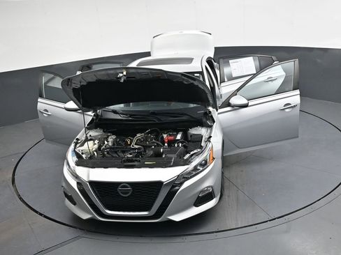 Used 2022 Nissan Altima 2.5 SV w/ SV Premium Package image 42