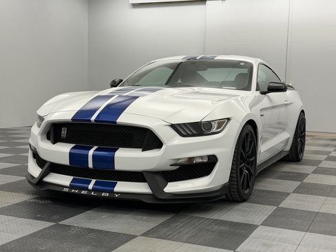 Used 2017 Ford Mustang Shelby GT350 image 7