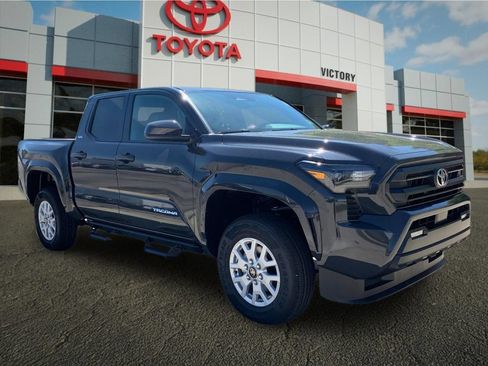 Used 2026 Toyota Tacoma SR5 AWD/4WD image 7
