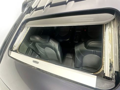 Used 2022 Toyota Highlander XSE FWD image 21