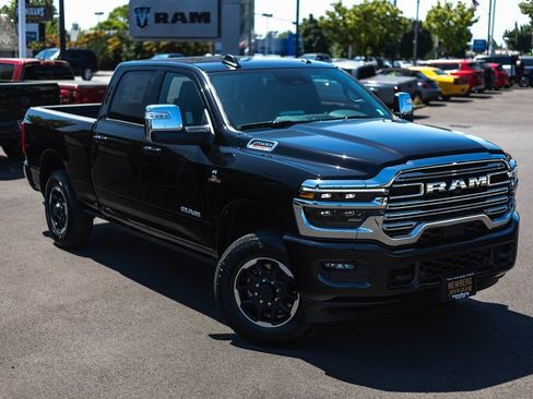 New 2025 RAM 2500 Laramie AWD/4WD image 2