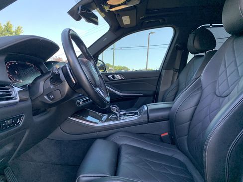 Used 2023 BMW X5 xDrive40i w/ Executive Package AWD/4WD image 16