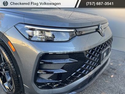 New 2026 Volkswagen Tiguan SE R-Line