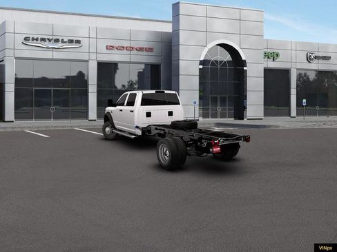 New 2026 RAM 5500 Tradesman AWD/4WD image 4