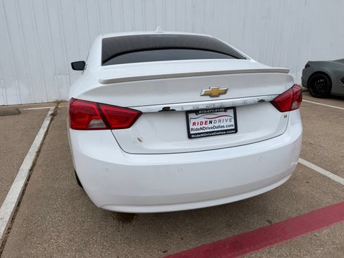 Used 2014 Chevrolet Impala LT w/ Premium Seating Package FWD image 5
