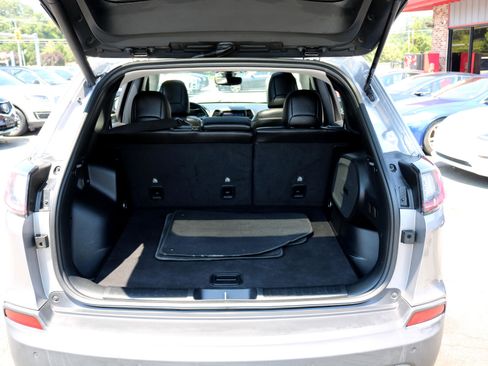 Used 2020 Jeep Cherokee Limited image 45