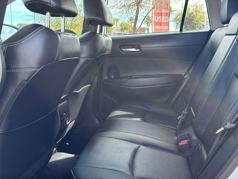 Certified 2025 Toyota Corolla Cross XLE image 27