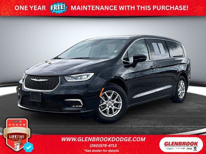 Used 2024 Chrysler Pacifica Touring-L