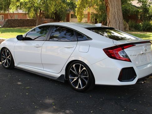 Used 2018 Honda Civic Si image 38
