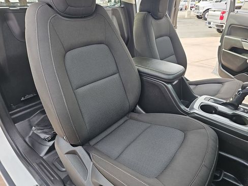 Used 2022 Chevrolet Colorado LT w/ Fleet Safety Package image 10