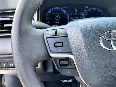 Used 2025 Toyota Camry XSE w/ Premium Package FWD image 22