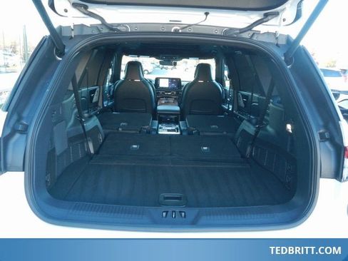 Used 2025 Lincoln Aviator Black Label w/ Jet Appearance Package image 11