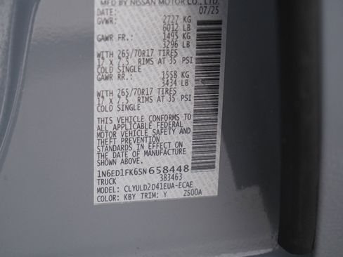 Used 2025 Nissan Frontier PRO-4X w/ Pro Premium Package image 28