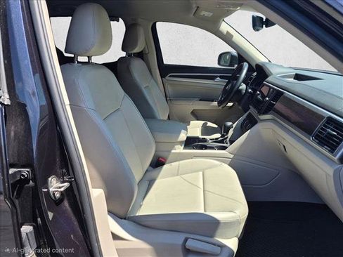 Used 2018 Volkswagen Atlas SE FWD image 21