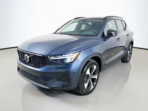 Used 2026 Volvo XC40 B5 Core w/ Protection Package Premier AWD/4WD image 1