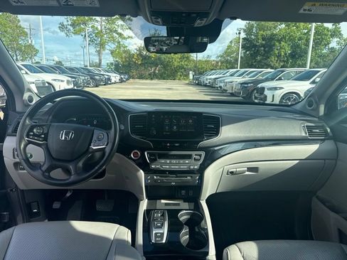 Used 2019 Honda Pilot Elite image 25
